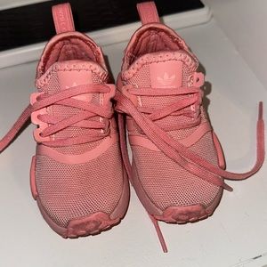 Kids Adidas tennis shoes NMD R1